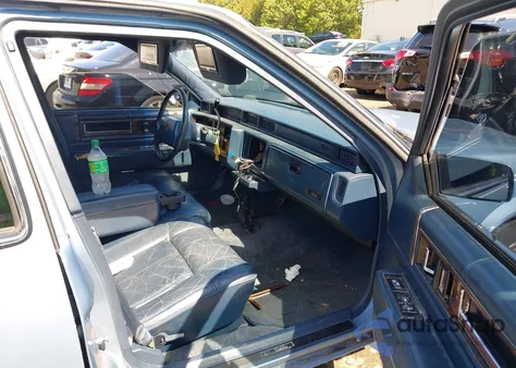 1990 Cadillac Deville из США, поврежденный, VIN 1G6CD5335L4207875